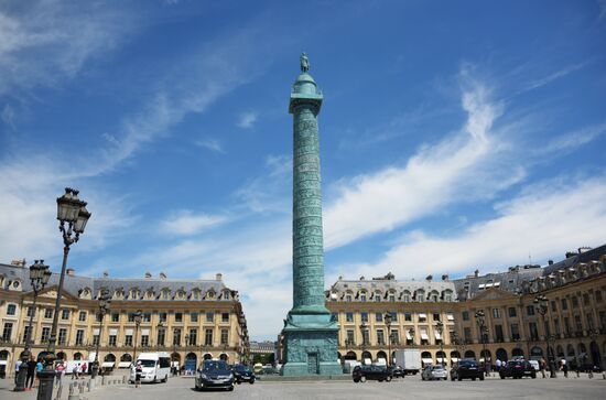 Cities of the world. Paris