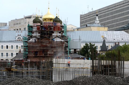Moscow Mayor Sergei Sobyanin inspects Zaryadye and Luzhniki developments
