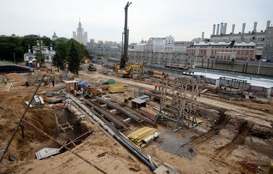Moscow Mayor Sergei Sobyanin inspects Zaryadye and Luzhniki developments