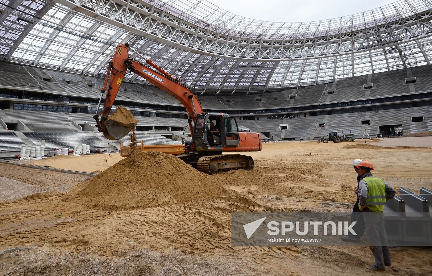 Moscow Mayor Sergei Sobyanin inspects Zaryadye and Luzhniki developments