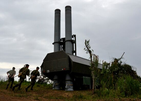 Pacific Fleet missile and artillery brigade holds drill