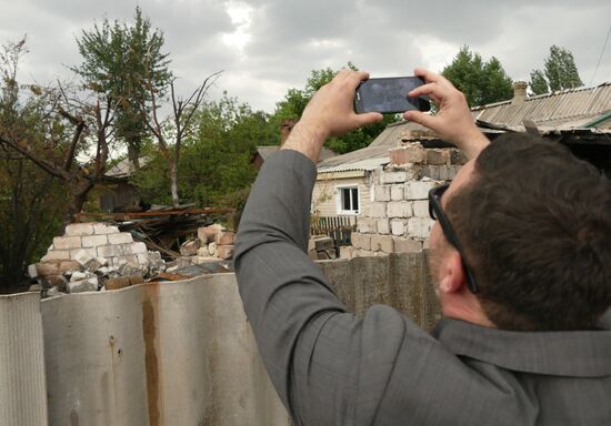 International observers arrive in Donetsk People's Republic