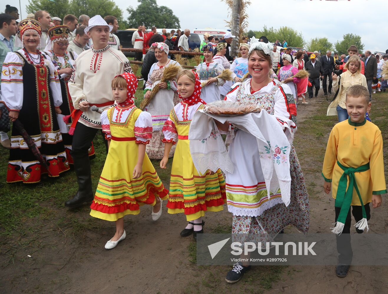 "I Am a Russian Peasant" festival