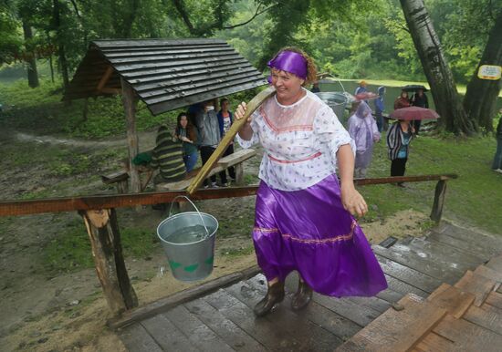 "I Am a Russian Peasant" festival