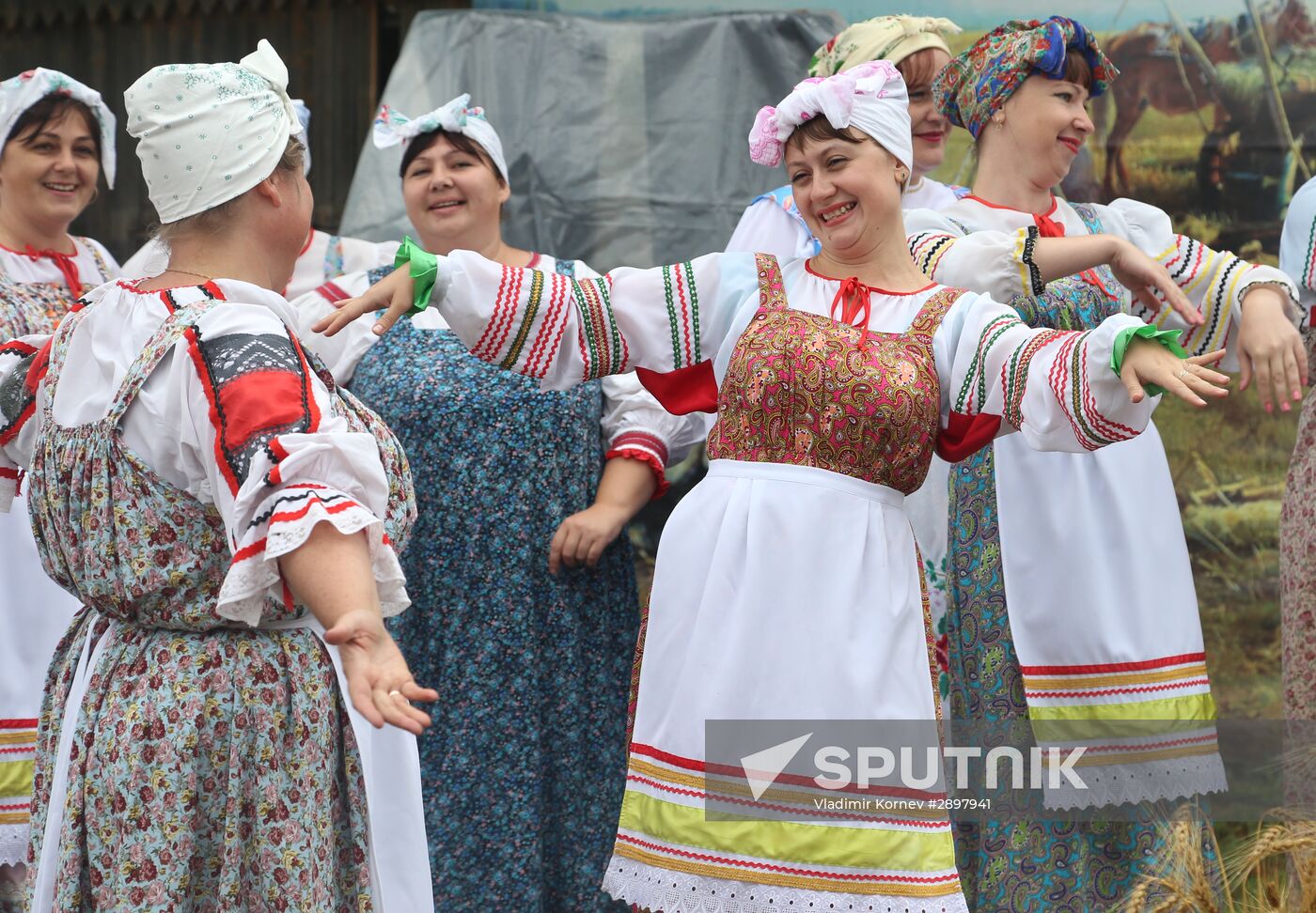 "I Am a Russian Peasant" festival