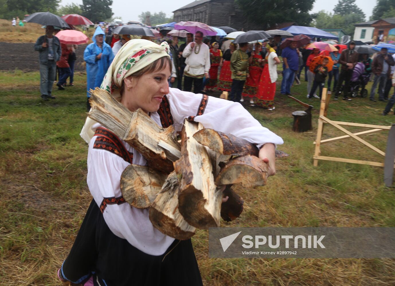 "I Am a Russian Peasant" festival