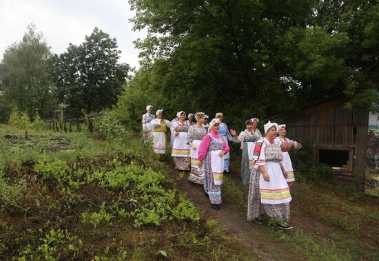 "I Am a Russian Peasant" festival