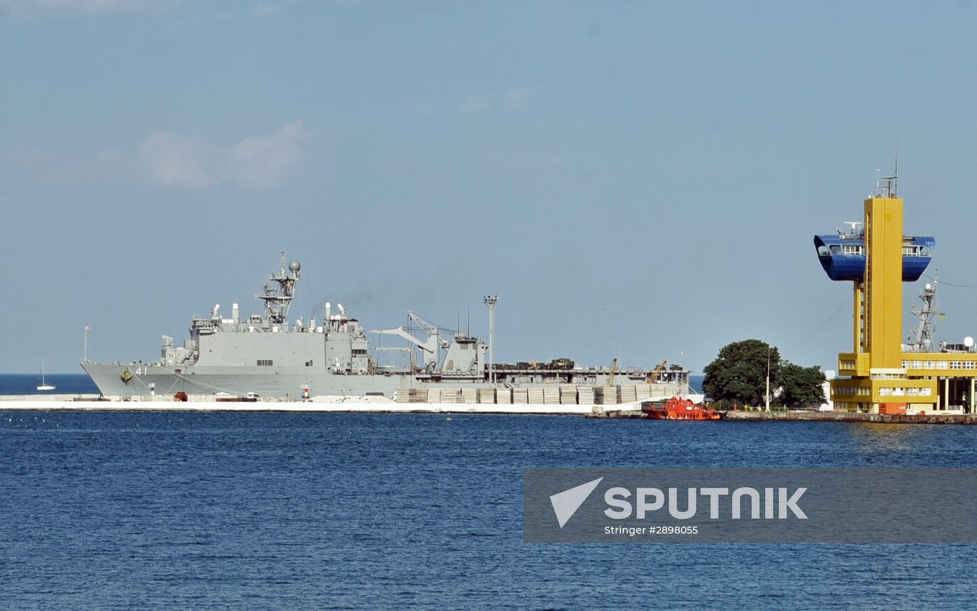 Ships engaged in Ukrainian-US Sea Breeze 2016 exercise in Odessa port