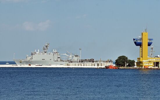 Ships engaged in Ukrainian-US Sea Breeze 2016 exercise in Odessa port
