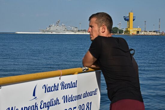 Ships engaged in Ukrainian-US Sea Breeze 2016 exercise in Odessa port