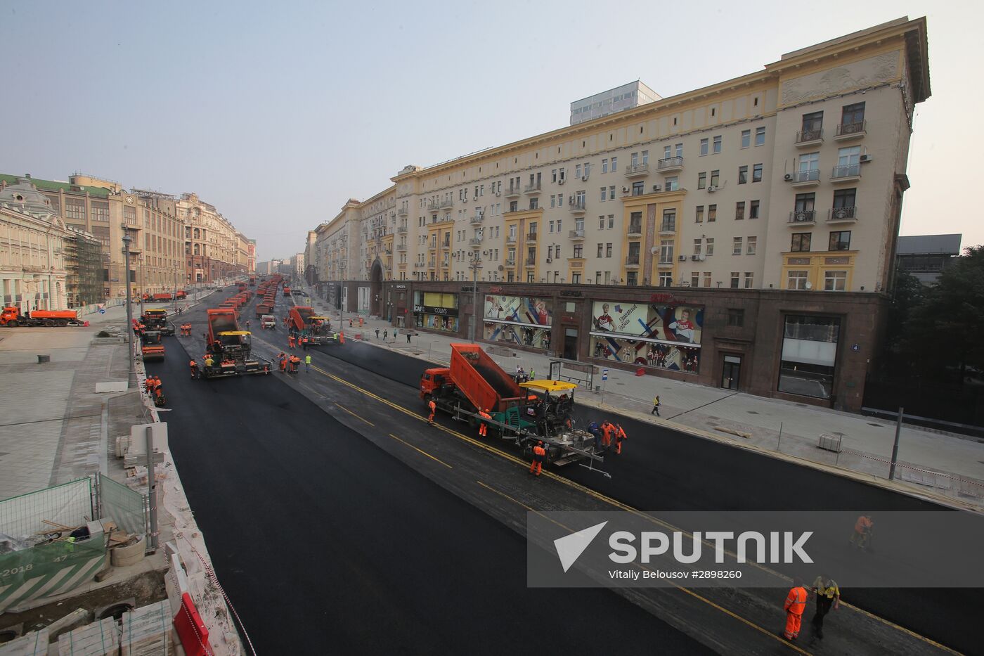 Asphalt laid on Tverskaya Street