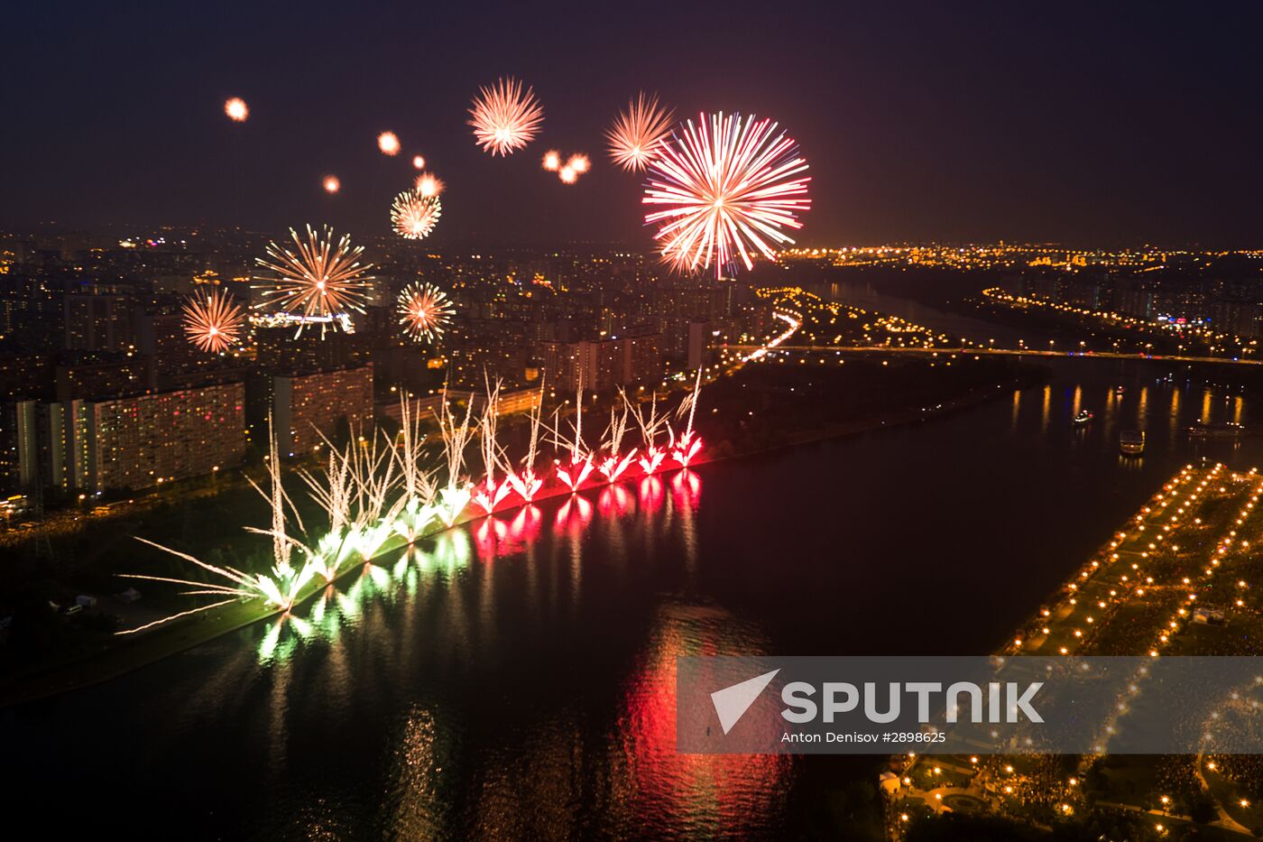 Second Rostec International Fireworks Festival. Day Two