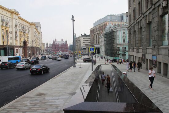 Moscow's Tverskaya Street re-opened after improvement works