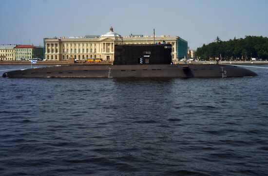 Warships enter the Neva River to take part in Russian Navy Day parade