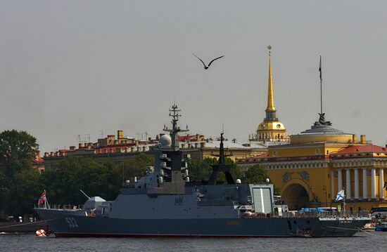 Warships enter the Neva River to take part in Russian Navy Day parade