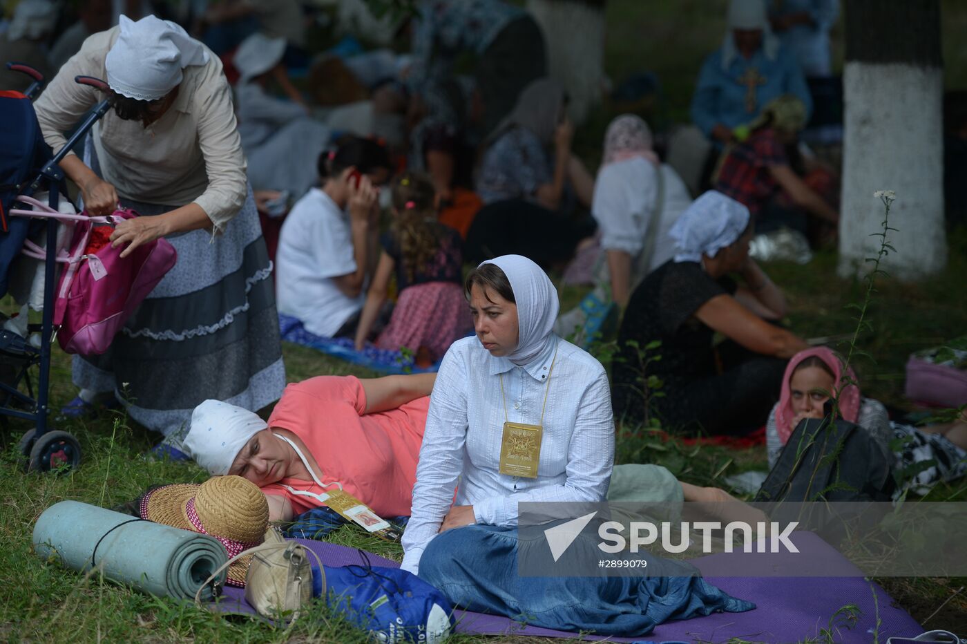 Authorities block Orthodox procession for peace, love and prayer in Kiev region