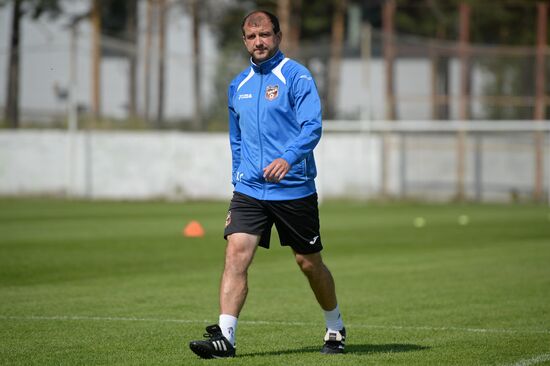 Football. FC Ural training session