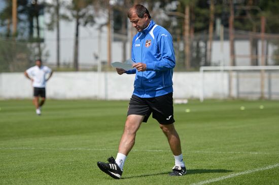 Football. FC Ural training session