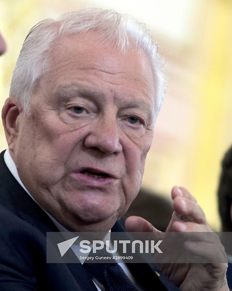 President Vladimir Putin meets with national Olympic team in Kremlin