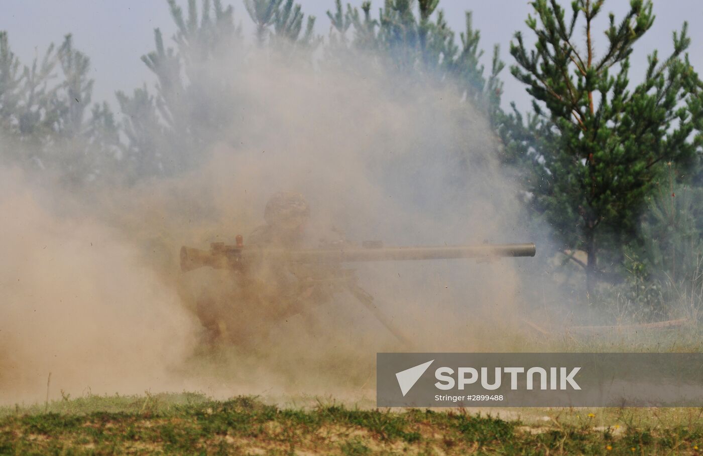 Ukrainian border troops drill