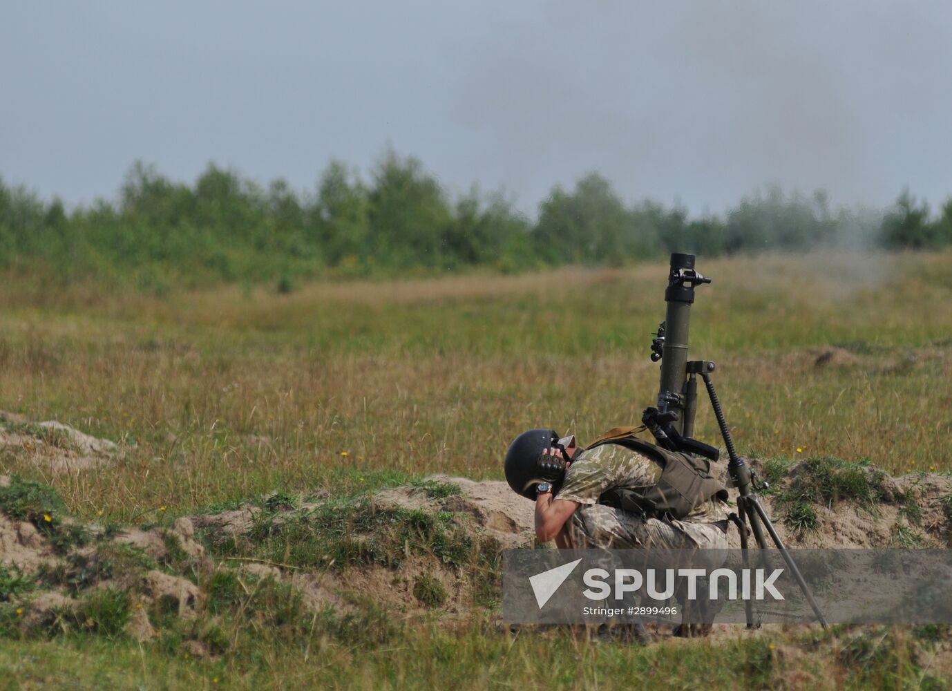 Ukrainian border troops drill