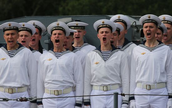 Final rehearsal of parade to mark Russian Navy Day in Baltiysk