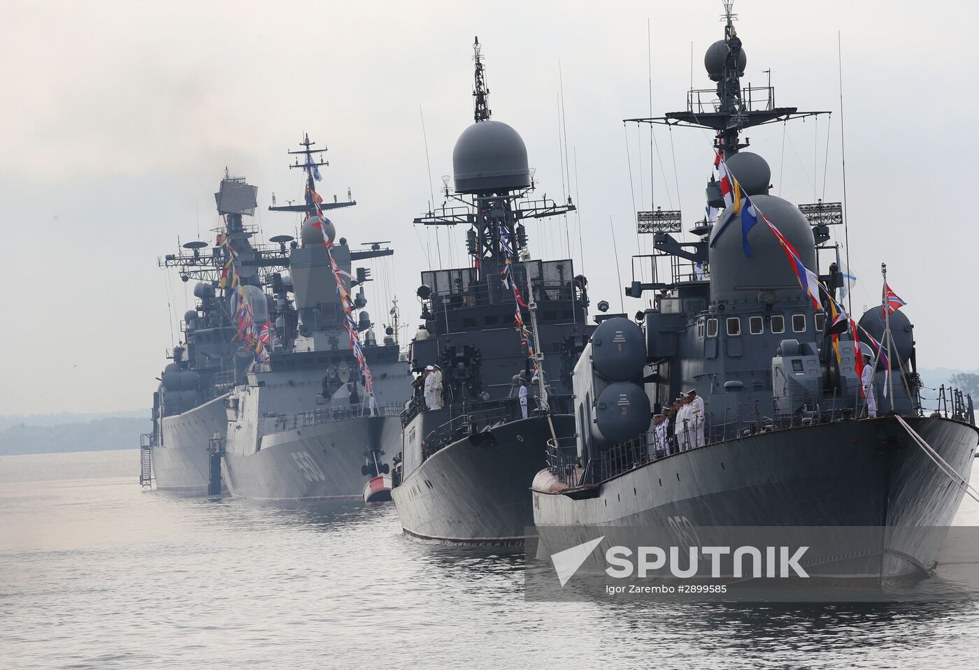 Final rehearsal of parade to mark Russian Navy Day in Baltiysk