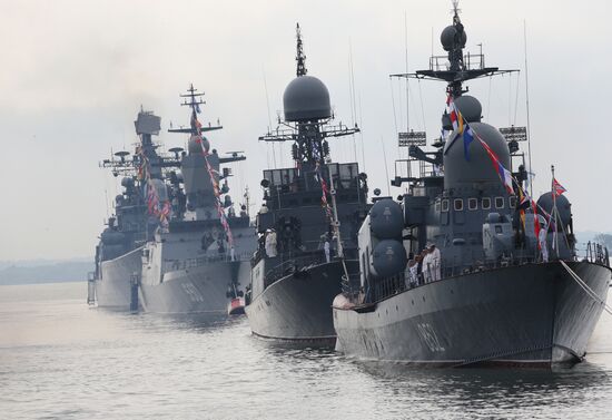 Final rehearsal of parade to mark Russian Navy Day in Baltiysk