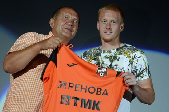 FC Ural Yekaterinburg holds training session