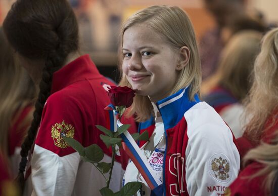 Russian Olympic team departs for Rio de Janeiro