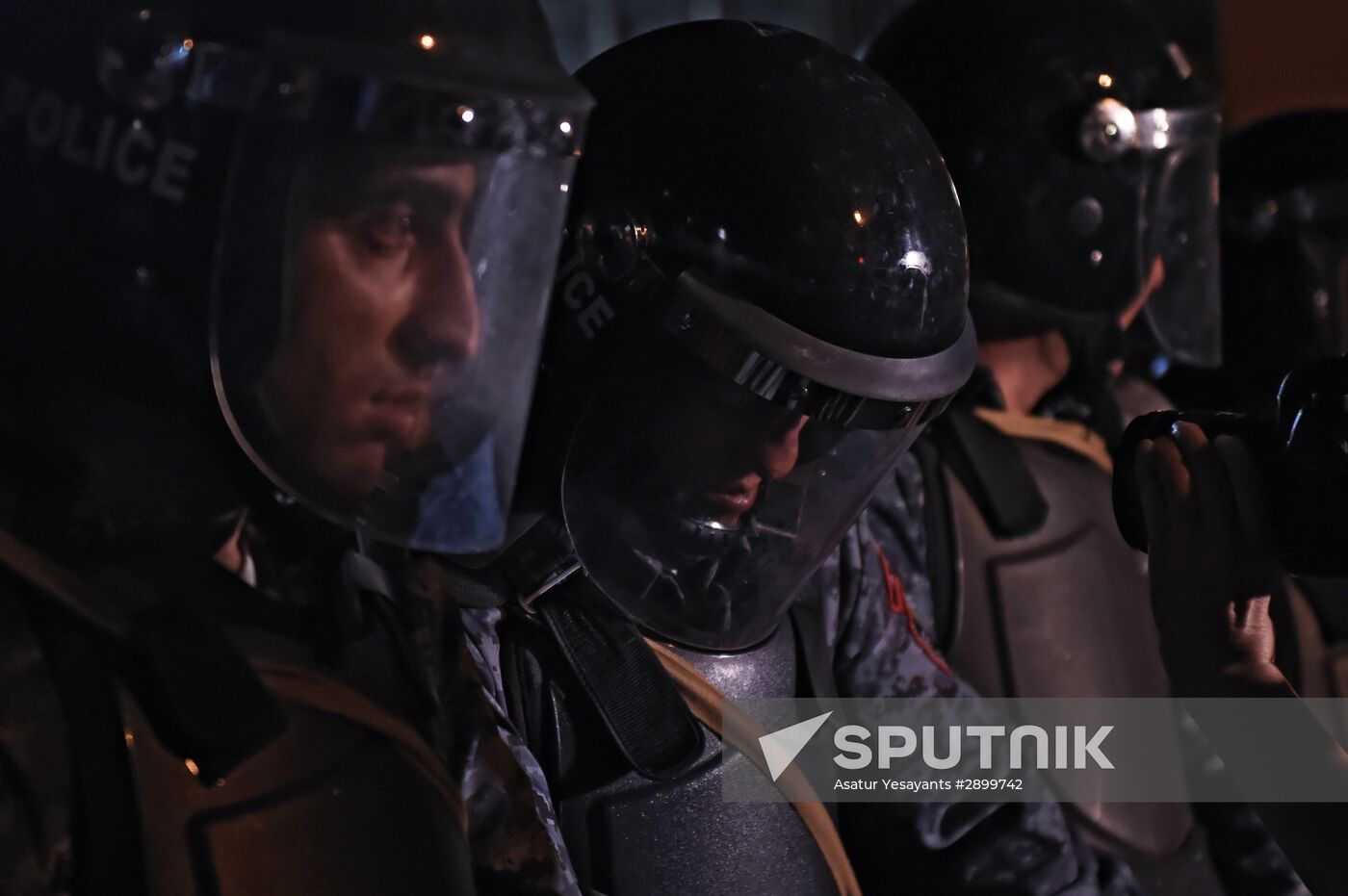 Police sends extra forces to seized road police building in Yerevan