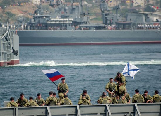 Final rehearsal of parade to mark Navy Day in Sevastopol