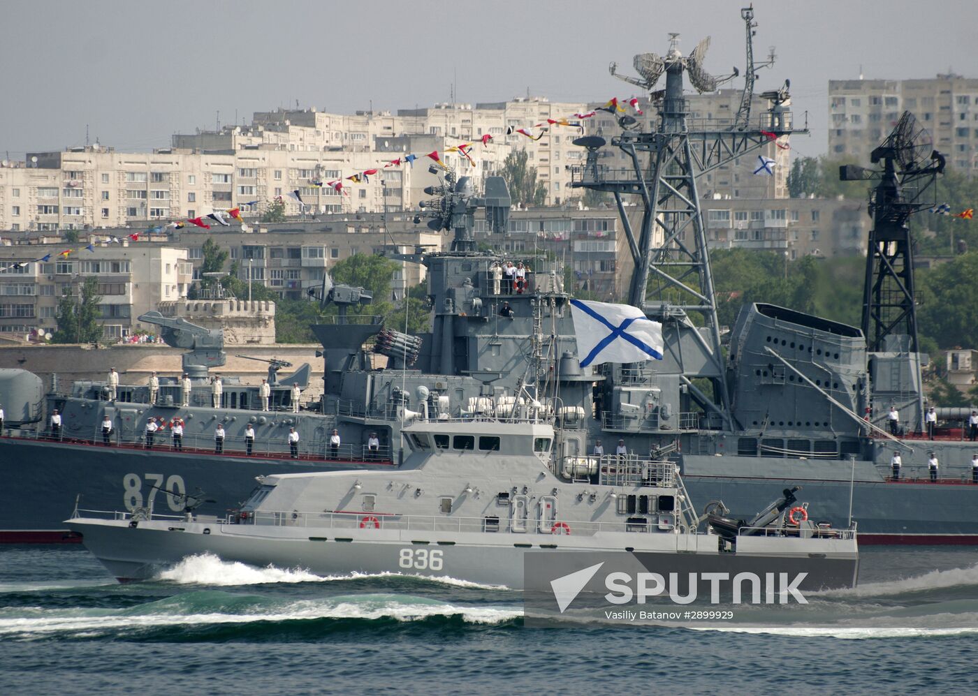 Final rehearsal of parade to mark Navy Day in Sevastopol