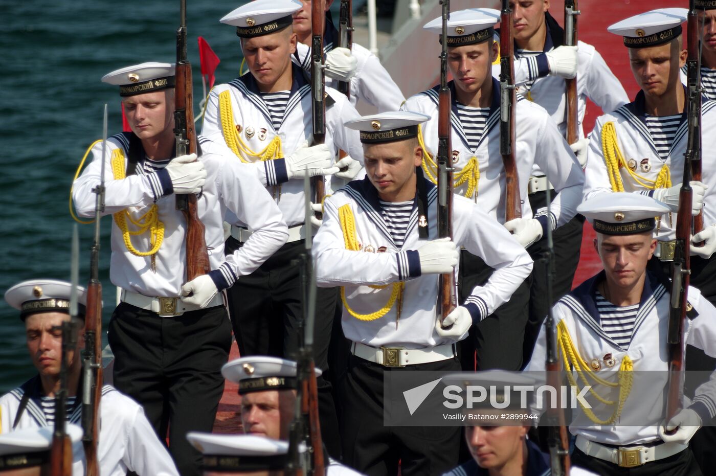 Final rehearsal of parade to mark Navy Day in Sevastopol