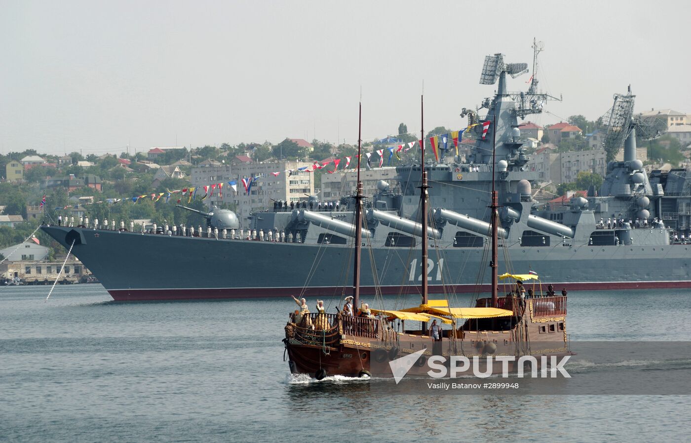 Final rehearsal of parade to mark Navy Day in Sevastopol