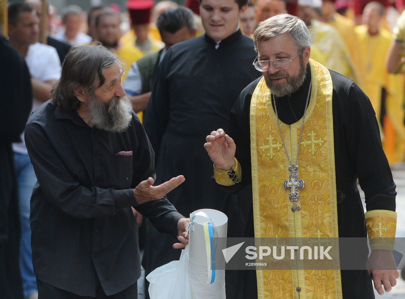 Ukrainian Orthodox Church's cross procession in Kiev