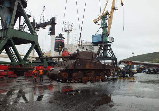 US Sherman tank raised from bottom of Barents Sea
