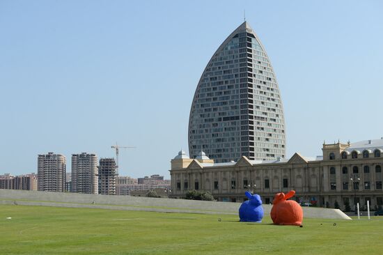 Cities of the world. Baku
