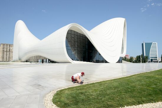 Cities of the world. Baku