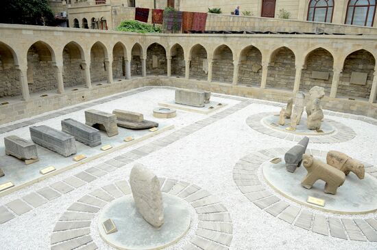 Cities of the world. Baku