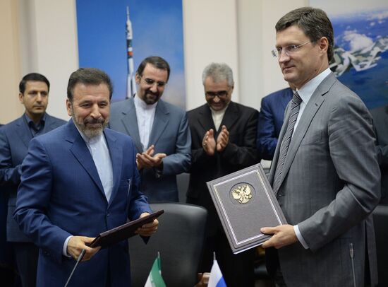 Russian Energy Minister Alexander Novak's meeting with Iranian IT Minister Mahmoud Vaezi
