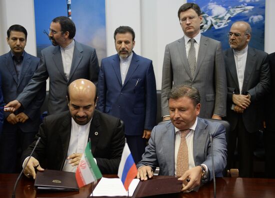 Russian Energy Minister Alexander Novak's meeting with Iranian IT Minister Mahmoud Vaezi