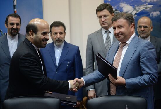 Russian Energy Minister Alexander Novak's meeting with Iranian IT Minister Mahmoud Vaezi