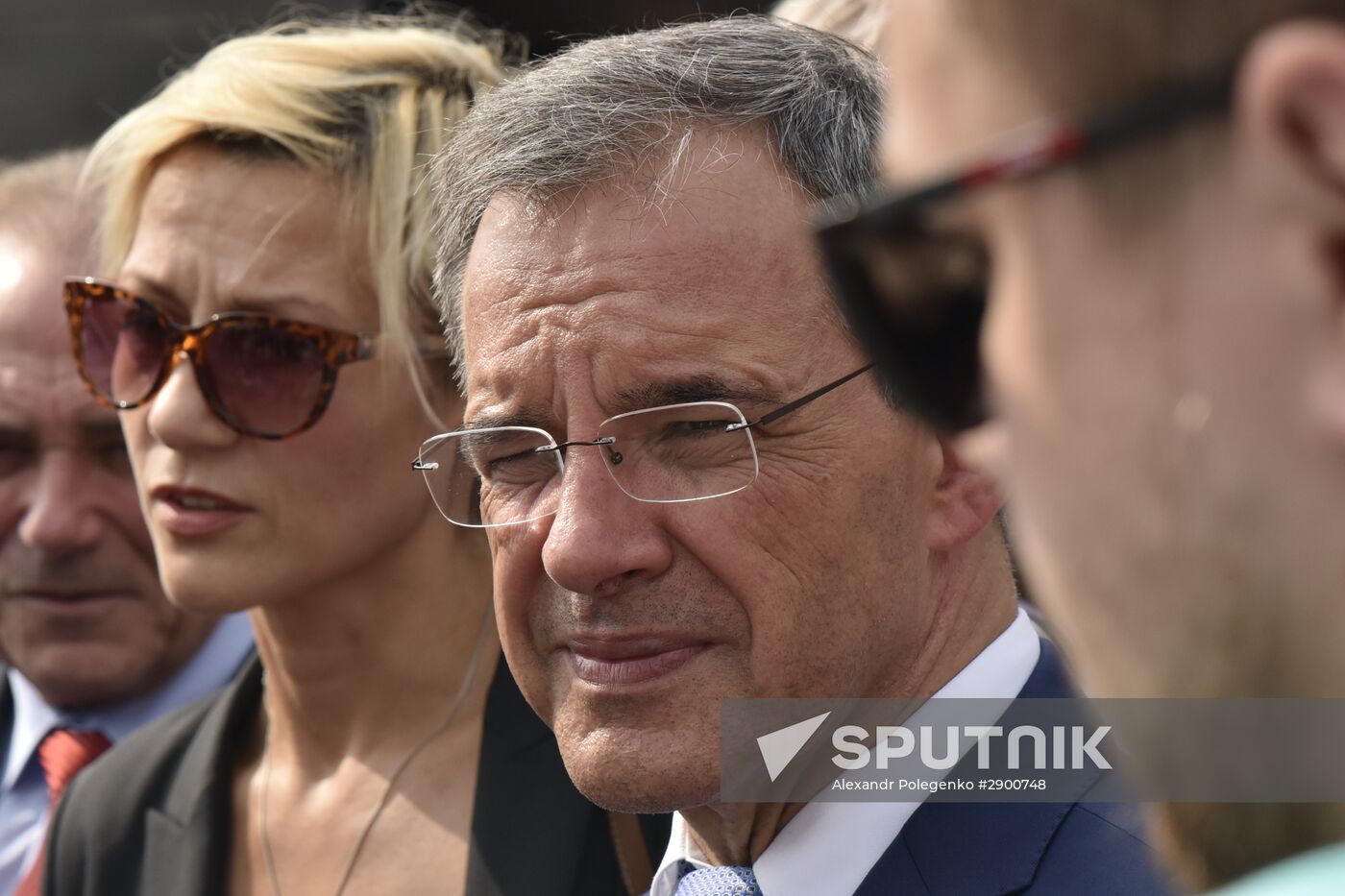 French MPs arrive in Simferopol