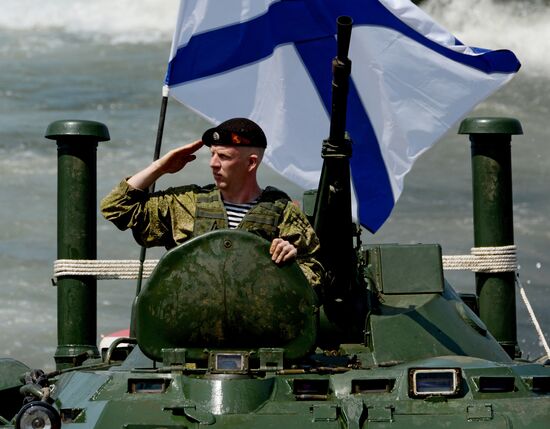 Final rehearsal of Navy Day celebrations in Vladivostok