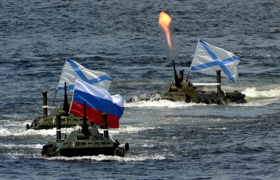 Final rehearsal of Navy Day celebrations in Vladivostok