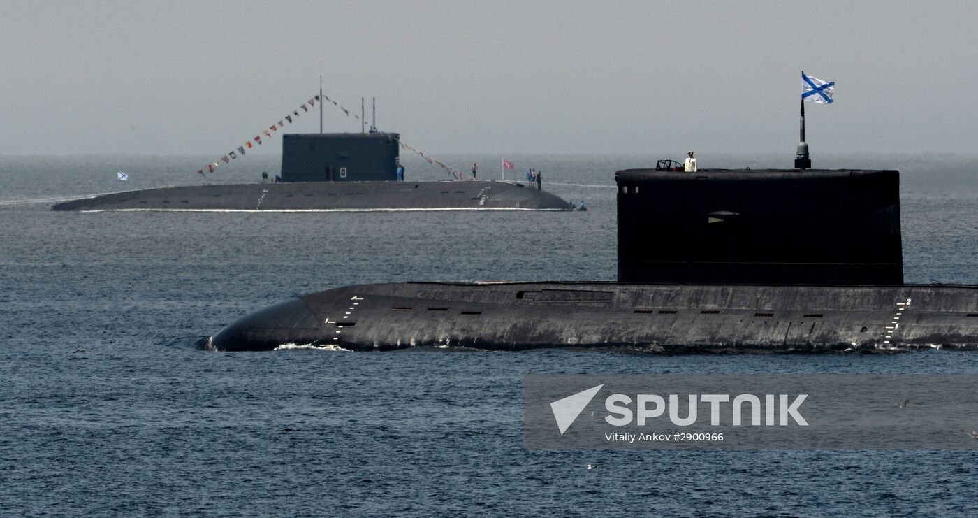 Final rehearsal of Navy Day celebrations in Vladivostok