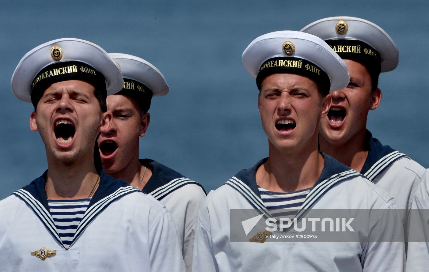 Final rehearsal of Navy Day celebrations in Vladivostok