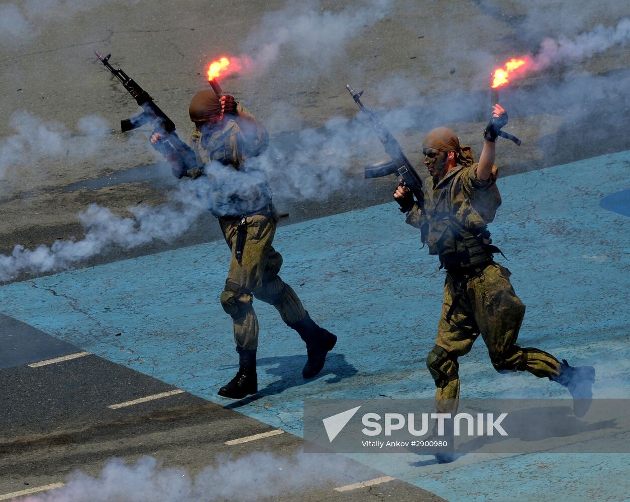 Final rehearsal of Navy Day celebrations in Vladivostok