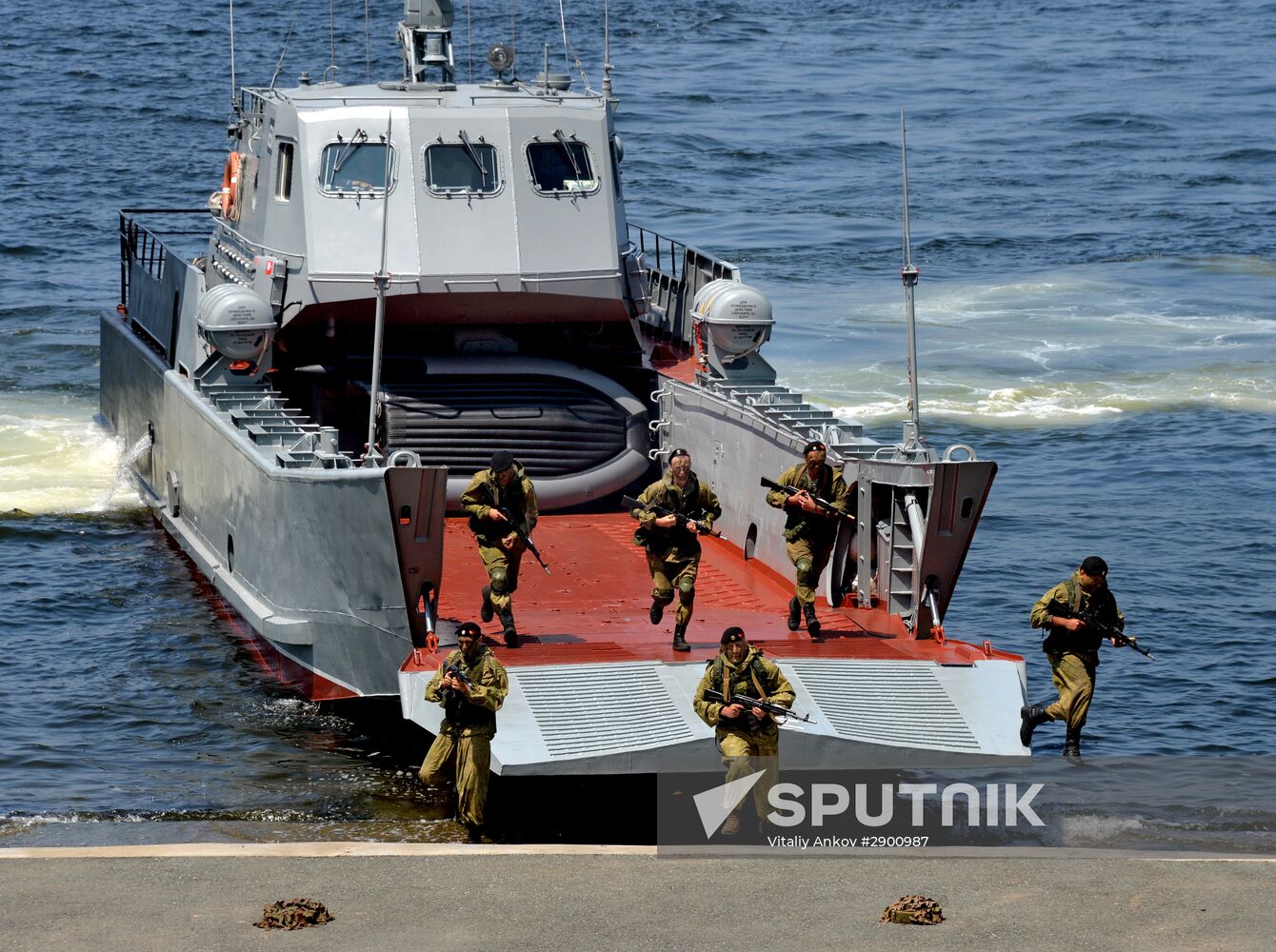 Final rehearsal of Navy Day celebrations in Vladivostok